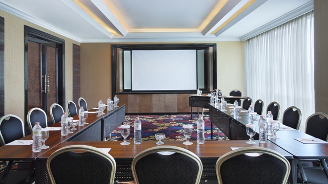 Meeting room with screen