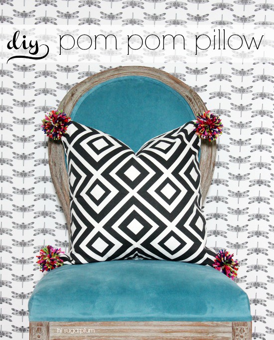 Hi Sugarplum | DIY Pom Pom Pillow