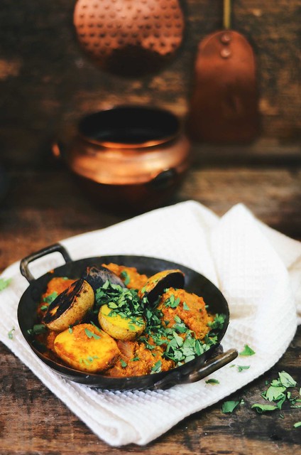 dum aloo - Pan Seared Baby Potaotes in a Spicy Indian Tomato Yogurt Gravy | A Brown Table