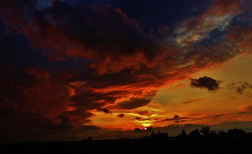 storm stormscape stormlight chaos turmoil sky clouds sunset dusk weather silhouette illinois wow
