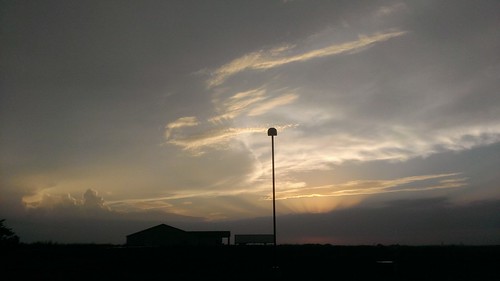 clouds sunrise dawn colorado hanggliding villagrove coloradoflyweek