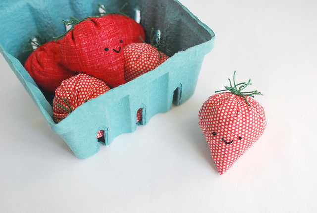 Strawberry Basket Beanbag Game