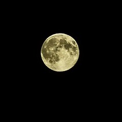 #full #moon from #Paris #france - Photo of Orly