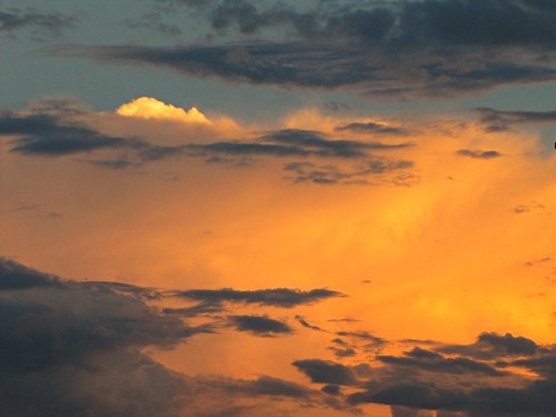 sunset clouds rural colorado dusk montrosecolorado uncompahgreplateau