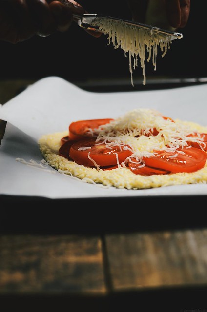 cauliflower pizza crust #glutenfree #food #foodphotography #foodstyling