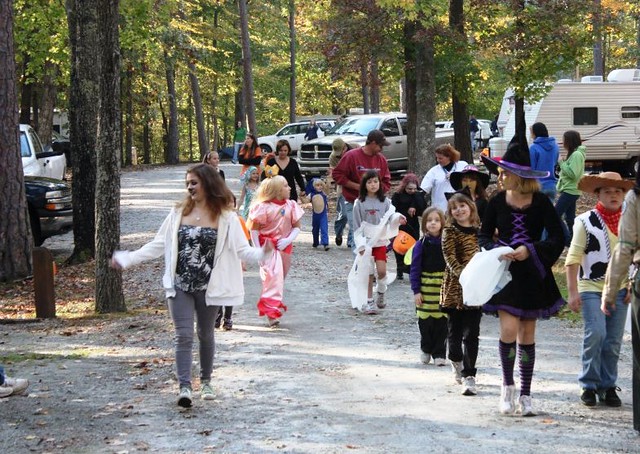 Trick-or-treating tradition at Twin Lakes State Park