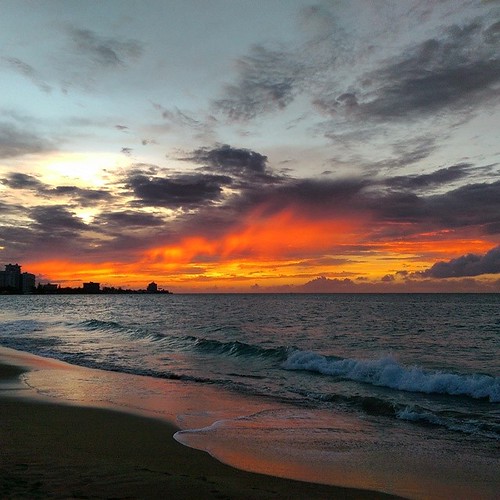 sunset beach square sanjuan squareformat iphoneography instagramapp uploaded:by=instagram foursquare:venue=4e46e639b0fb93df27106226 ilobsterit