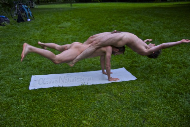 acro-yoga 0037 Tiergarten, Berlin, Germany