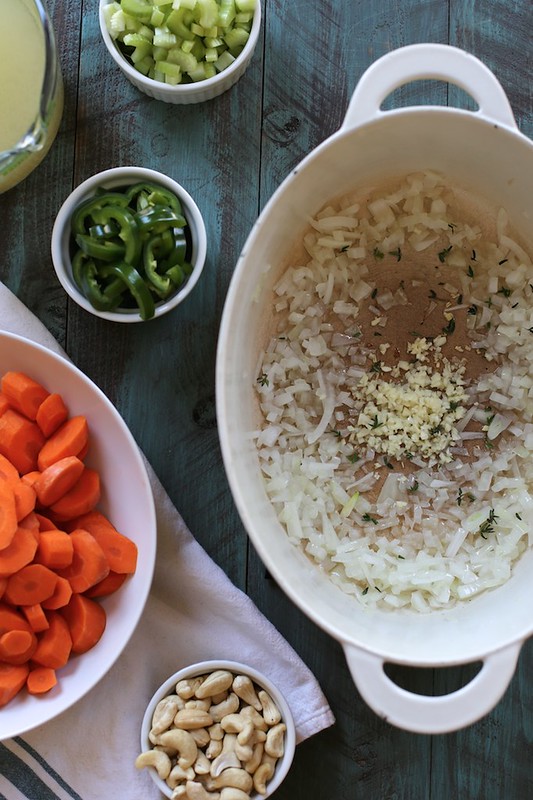 Vegan Carrot Jalapeño Soup