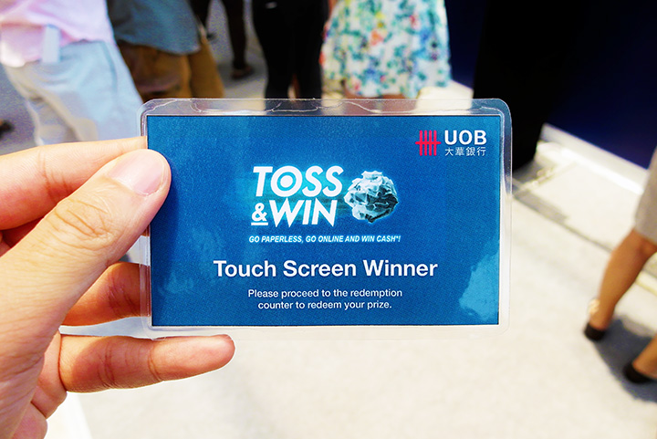 TOSS & WIN CARD