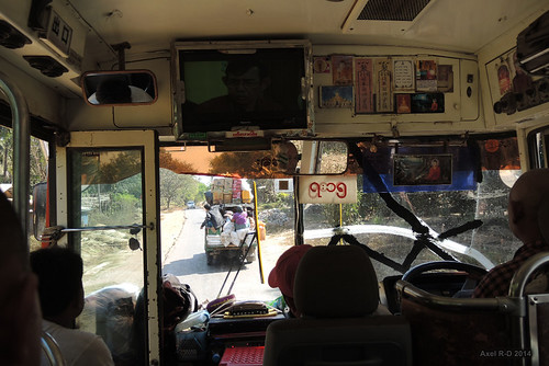 burma myanmar mon autobus