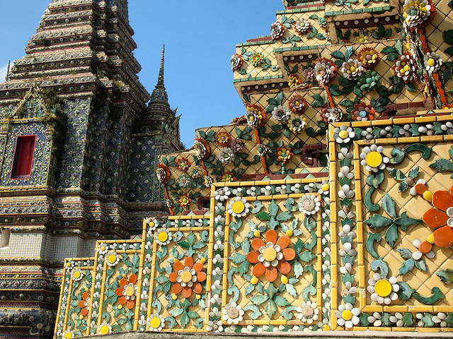 Details at Wat Pho in Bangkok
