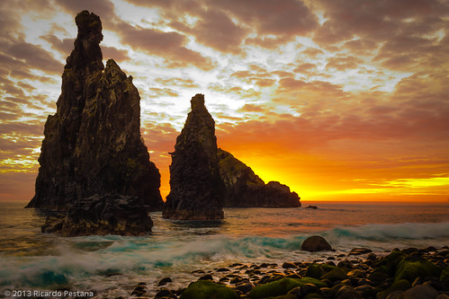 sea seascape sunrise rocks cliffs madeira madeiraisland ribeiradajanela