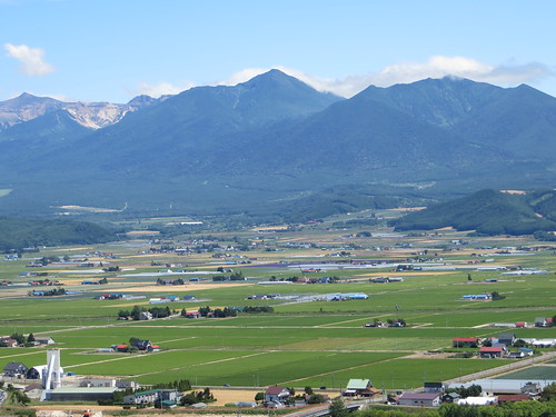 mountains japan landscape hokkaido valley tokachi nakafurano lavenderpark