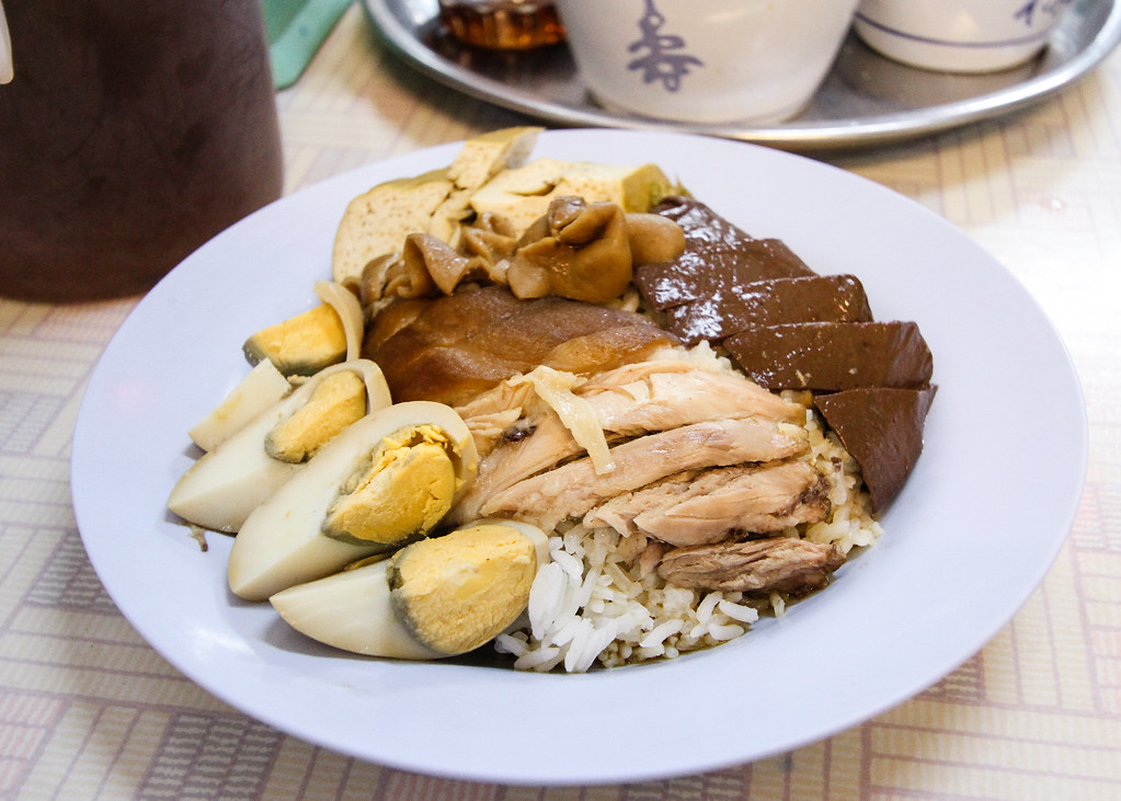 Bangkok Food Part 2: Pig Trotter Rice