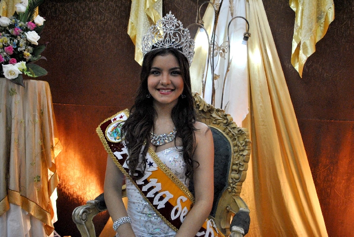 Maria Camila Marañon Solorzano, Reina de Chone 2013-2014