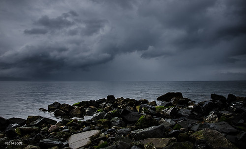 seascape beach weather scotland rocks prestwick ayrshire rainrainandmorerain nikond7000 afsnikkor18105mm13556g bgdl lightroom5 captureyour365 cloudyanddark cy365