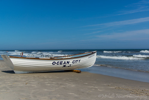 ocean summer beach newjersey nj lifeboat oceancity