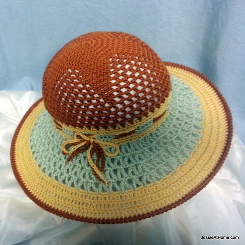 Free-Crochet-Pattern-Star-Sun-Hat