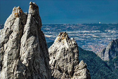 sea italy mountain seaside rocks italia mare massa tuscany limestone toscana rocce montagna alpiapuane calcare marcofrancini arunte crestadelvestito marcofranciniphotography