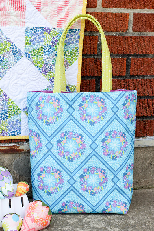 Vintage Summer Project Book - Library Tote