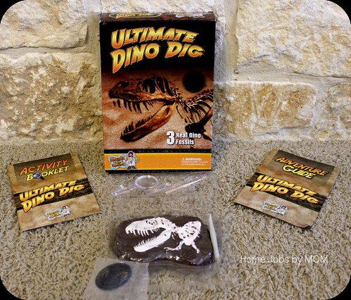 Does Your Kid Love Dirt? I Got the Thing for You! The Ultimate Dinosaur Dig Kit [Review]