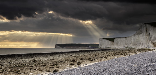 park sunset england cliff clouds sisters sussex chalk country gap cliffs east pebble national seven rays birling crespuscular