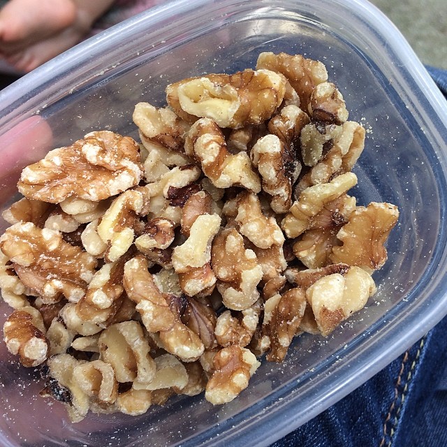Day 4, #Whole30 - snack (walnuts)