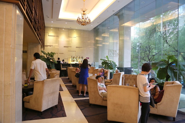 Royal Lotus Saigon lobby