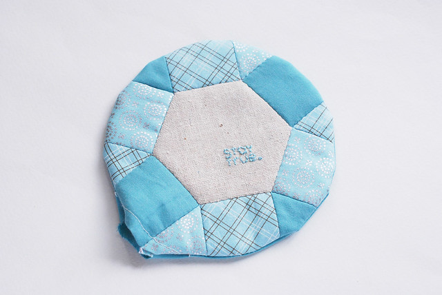 Quilted Hexagon Frame