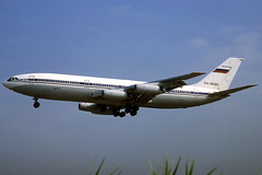 Aeroflot IL-86 RA-86082 BCN 13/07/1996