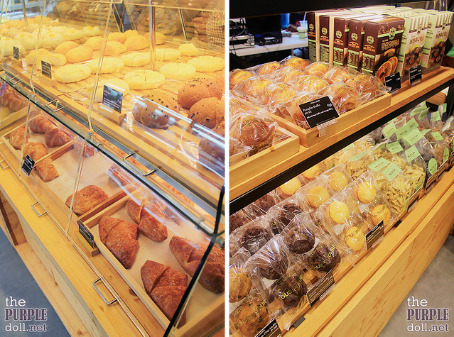 Breads, pastries and cake, brownie mix at Tous Les Jours