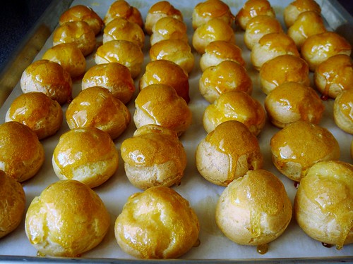 Making of Croquembouche: Glazed with Caramel