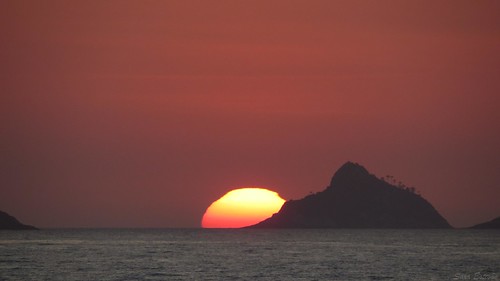 sunset brazil sun sol brasil riodejaneiro happiness pôrdosol pedradoarpoador pôrdosolriodejaneiro