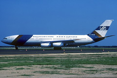Vnukovo Airlines IL-86 RA-86006 BCN 14/08/1999