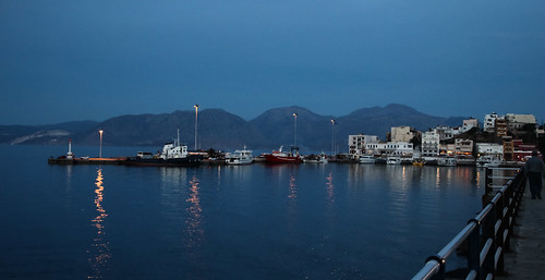blue sunset sea sky mountain slr weather port canon landscape evening coast boat ship view harbour hellas greece crete dslr tamron kriti 600d κρήτη 18270 18270mm eos600d 18270mmf3563diiivcpzd