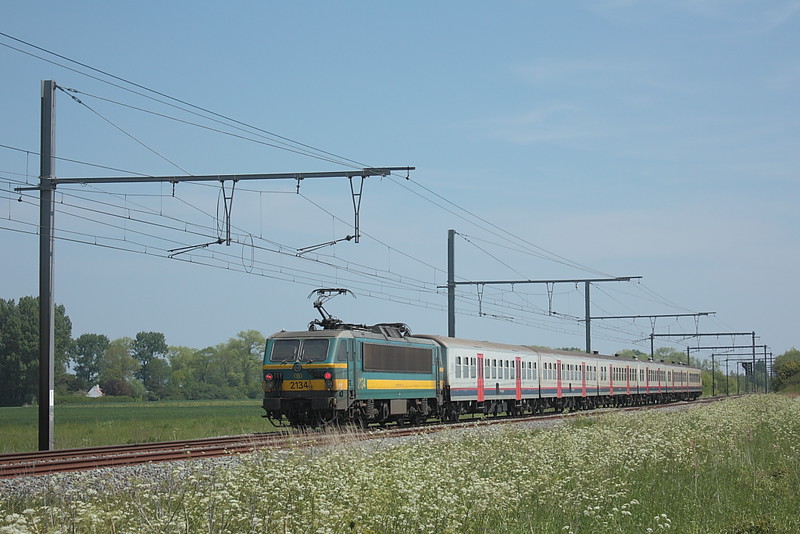 SNCB-NMBS 2134 / Oudenburg
