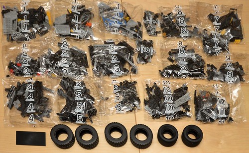 Lego's Batman Tumbler Kit Is Amazing, Has 1869 Pieces – News – Car and  Driver