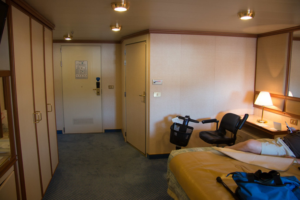 Ruby Princess | Cabin Review | Mini Suite and Accessible Staterooms