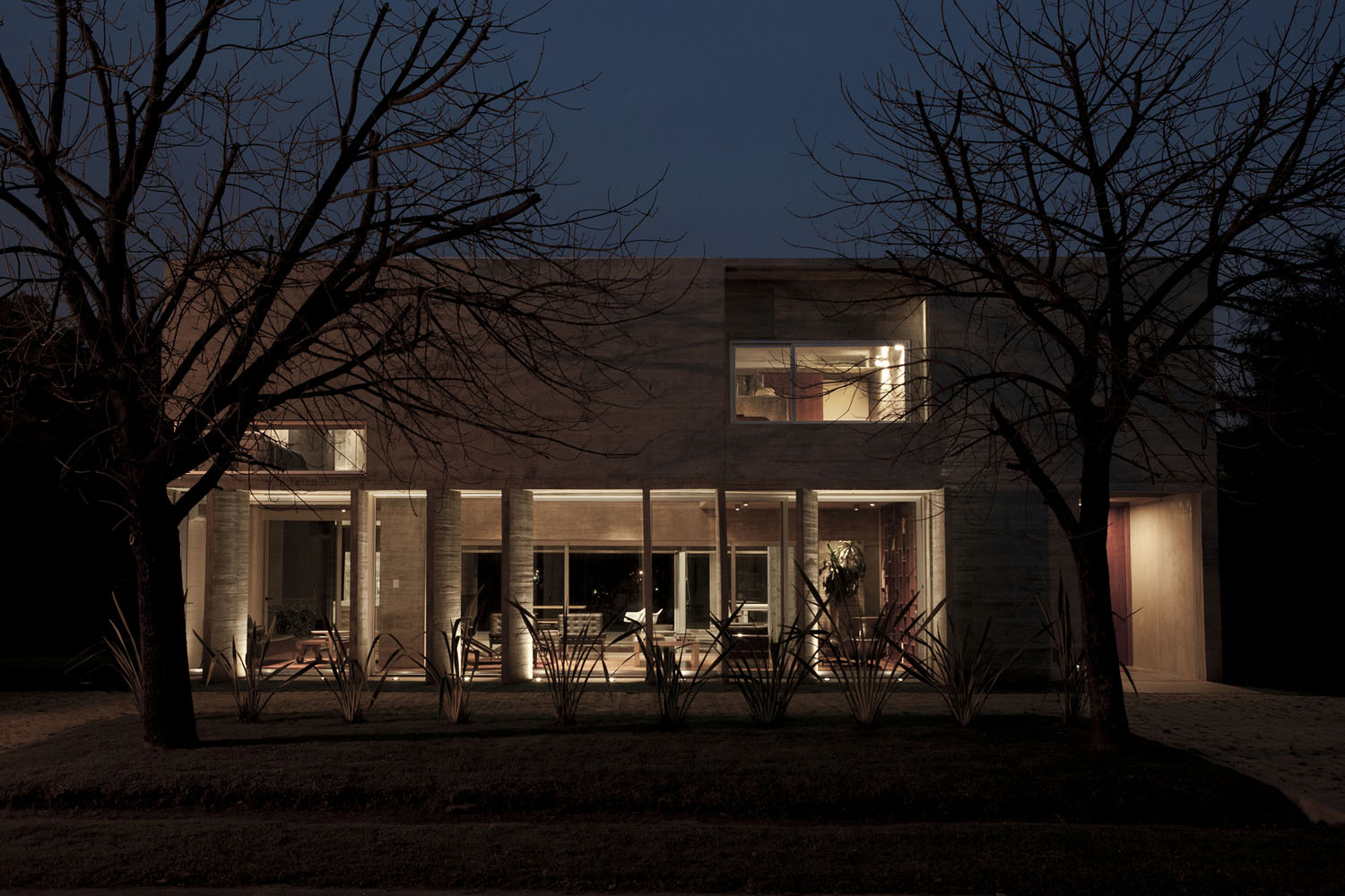 mm_Torcuato House design by BAK arquitectos_01