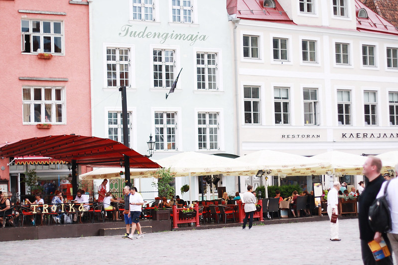 Tallinn's old town square