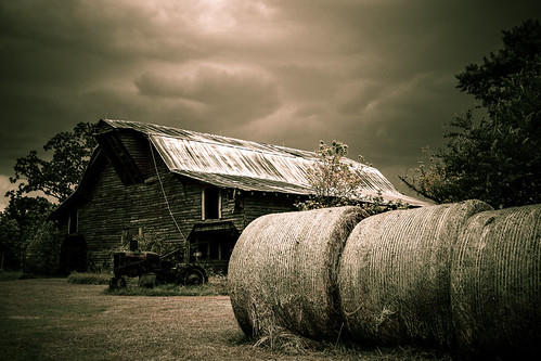 light wild tractor storm weather clouds barn rural farm arkansas hay bale funston nikond3100 2011phototriparkansas