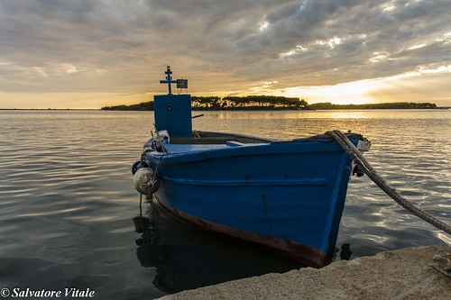 sunset sky boat nikon barca italia tramonto nuvole mare pesca salento puglia lecce portocesareo isoladeiconigli d7100 roman77