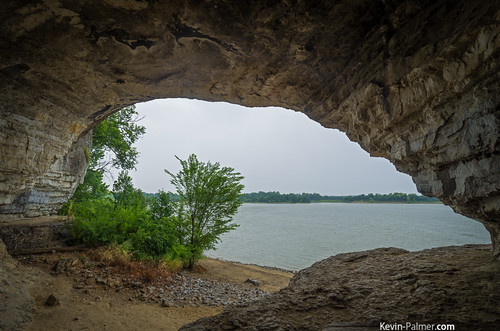 statepark morning trees summer green clouds dark illinois pirates july stormy cliffs historic limestone thunderstorm shelter cavern hdr ohioriver caveinrock kevinpalmer pentaxk5