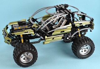 LEGO 8466 4x4 Off Roader review | Brickset