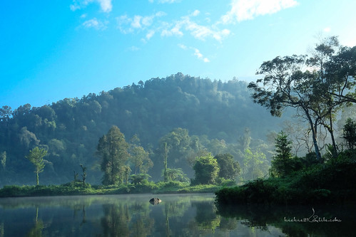 indonesia gunung jawa sukabumi barat danau situ