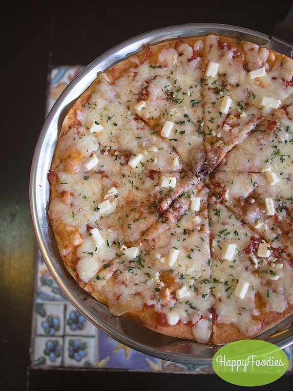 Four Cheese with Garlic Pizza (Php 268)