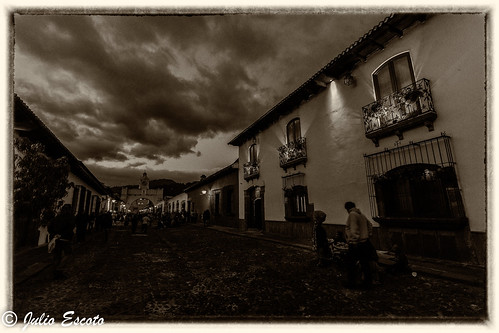 street blackandwhite blancoynegro noche calle guatemala paisaje nocturna urbano nigth urbanlandscape antiguaguatemala