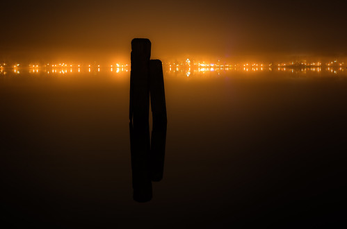 kurort bad saarow scharmützelsee sony a7rm2 autumn night nacht fog reflection lake silhouettes see water orange hq 4k