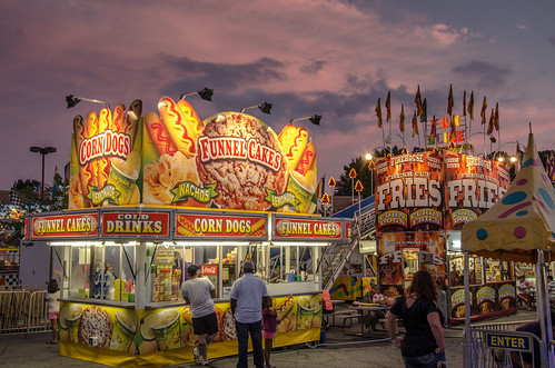 carnival pink blue atlanta sunset red summer usa sunlight colors yellow clouds contrast dark georgia evening lowlight nikon ride nightshot unitedstates dusk south roswell wideangle frenchfries southern adobe junkfood rides midway amusements funnelcakes goldenhour lightroom carnivalfood peachtreerides d7000 stgrundy